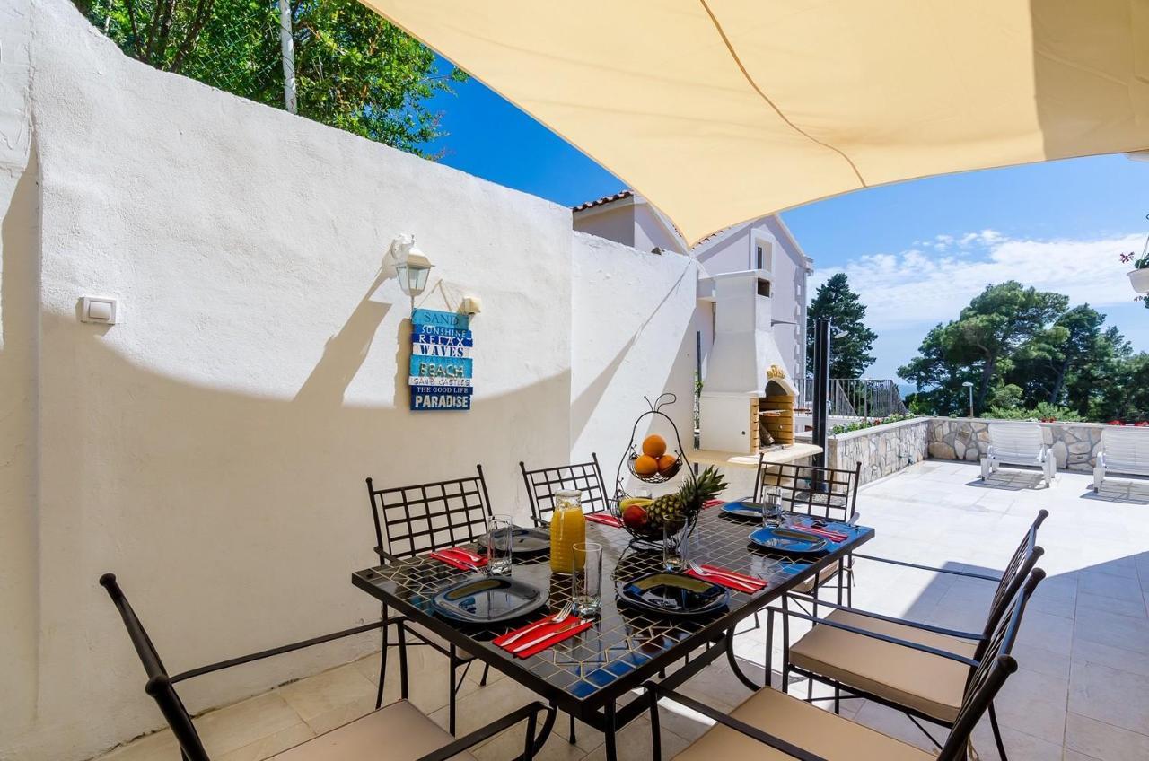 Holiday Home Lungo Mare Mlini Buitenkant foto