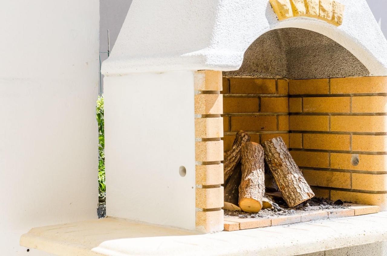 Holiday Home Lungo Mare Mlini Buitenkant foto