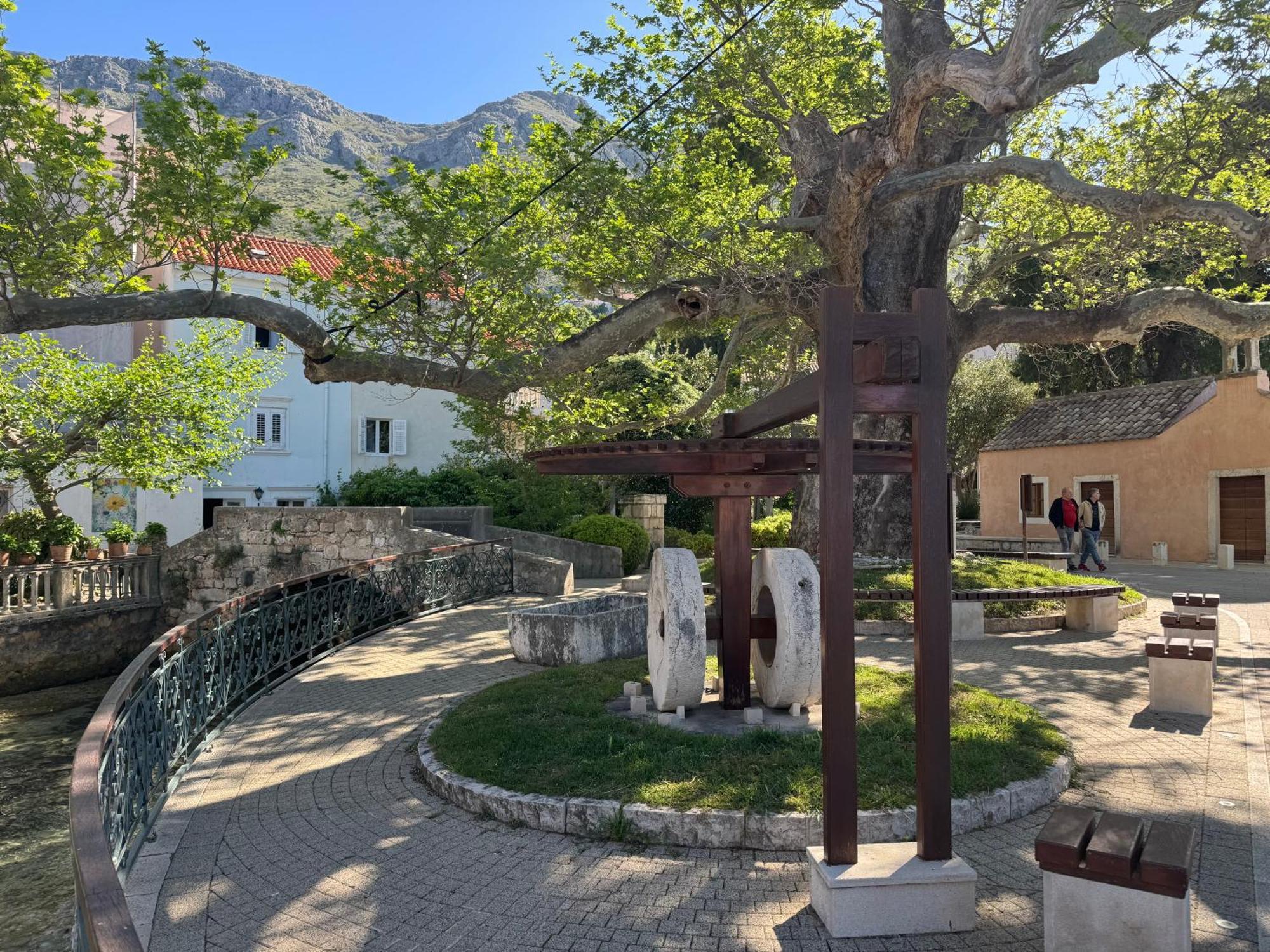 Holiday Home Lungo Mare Mlini Buitenkant foto