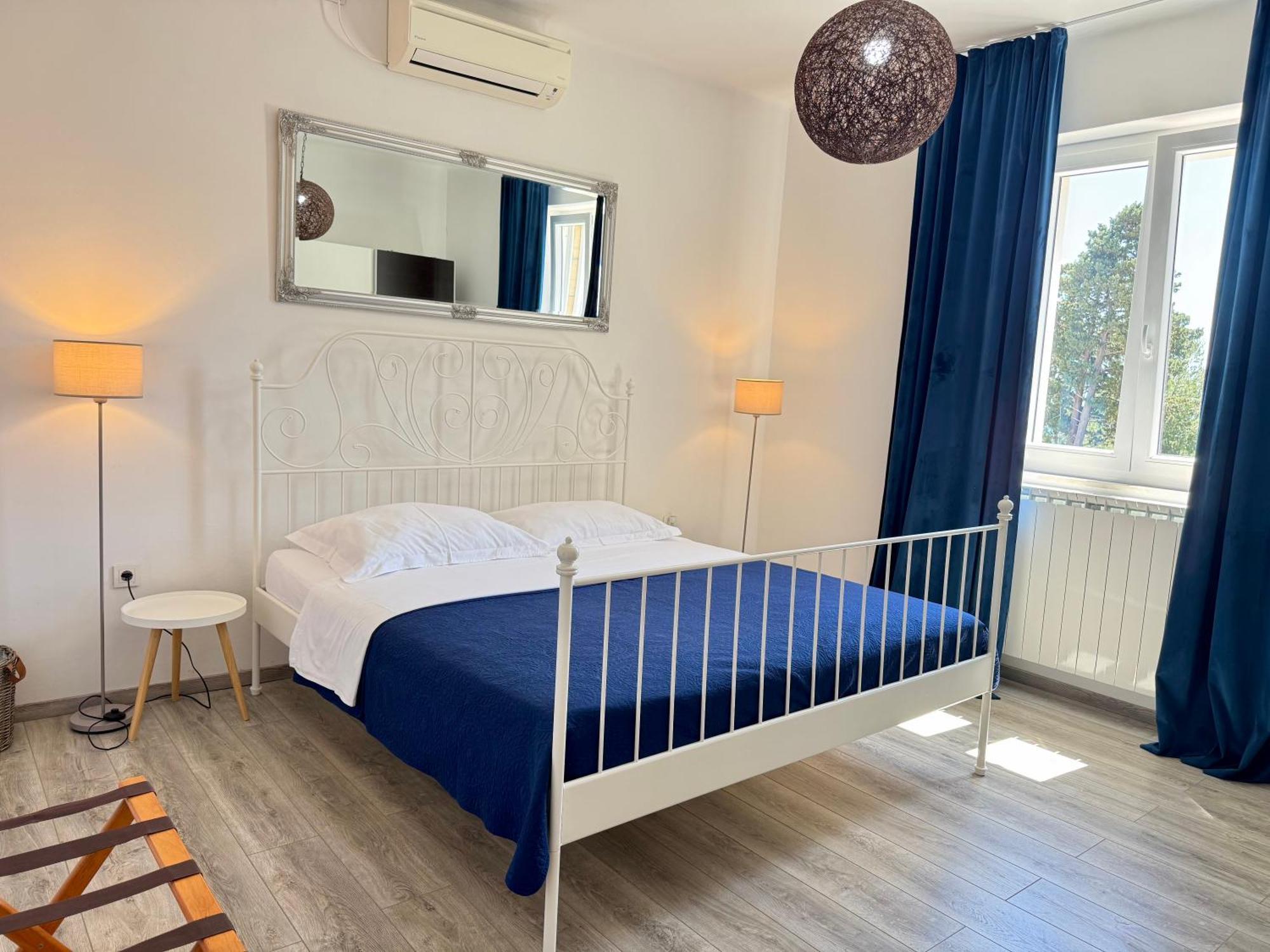 Holiday Home Lungo Mare Mlini Buitenkant foto