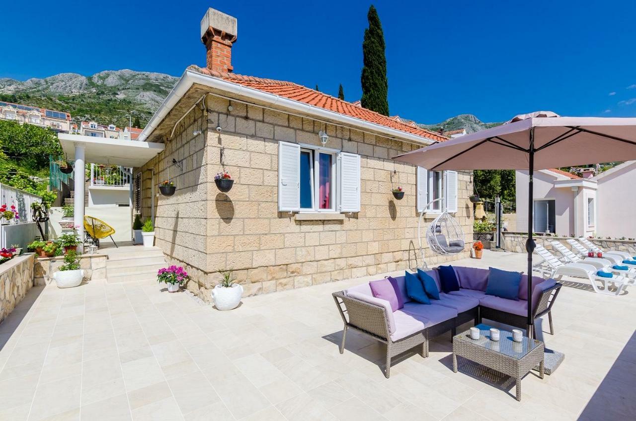 Holiday Home Lungo Mare Mlini Buitenkant foto