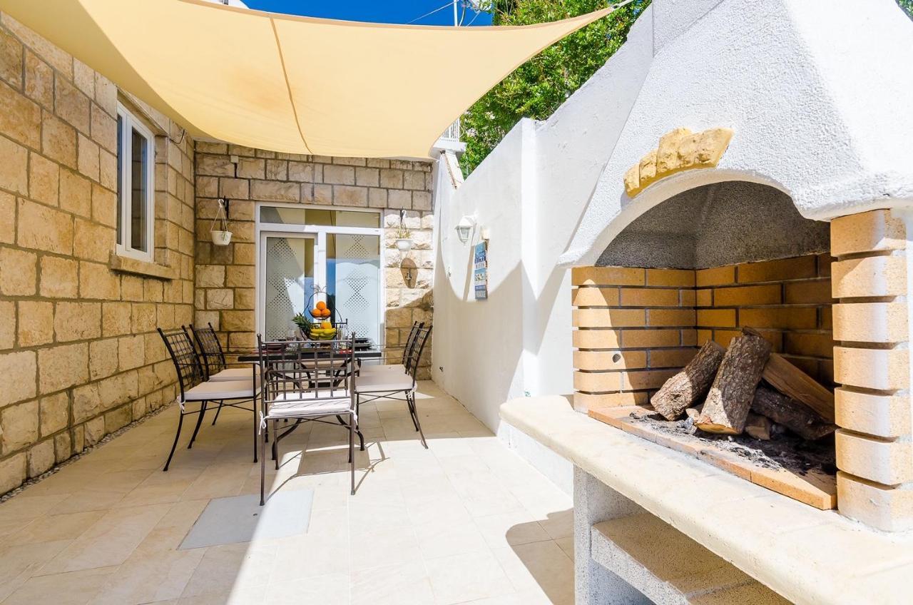 Holiday Home Lungo Mare Mlini Buitenkant foto