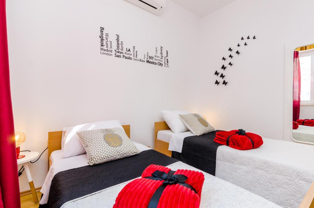 Holiday Home Lungo Mare Mlini Buitenkant foto
