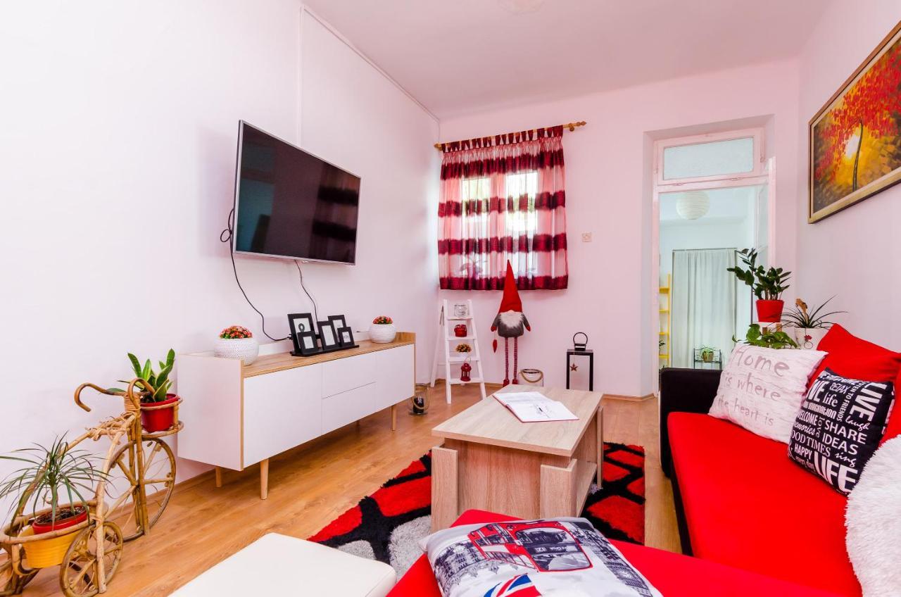 Holiday Home Lungo Mare Mlini Buitenkant foto