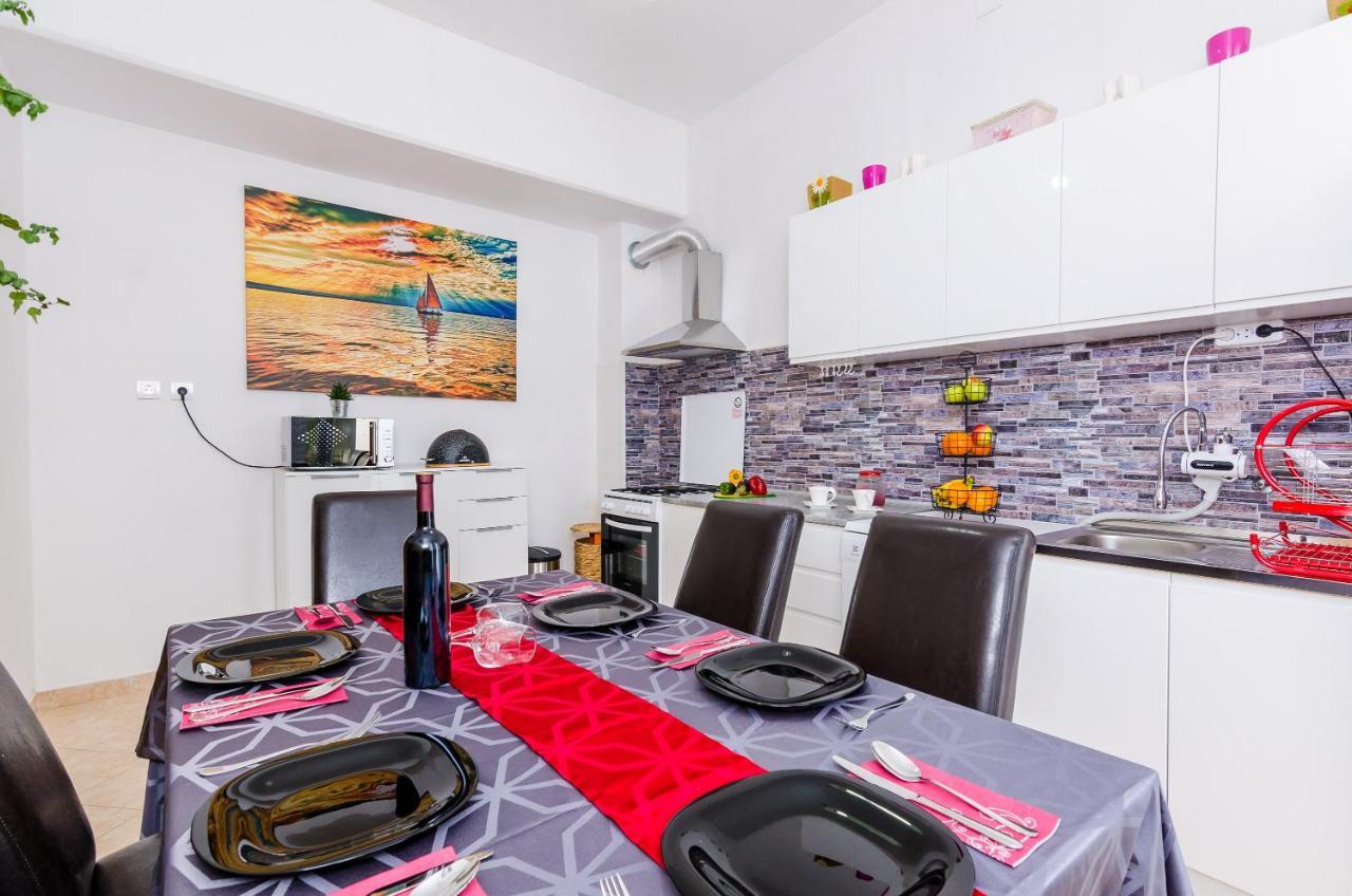 Holiday Home Lungo Mare Mlini Buitenkant foto